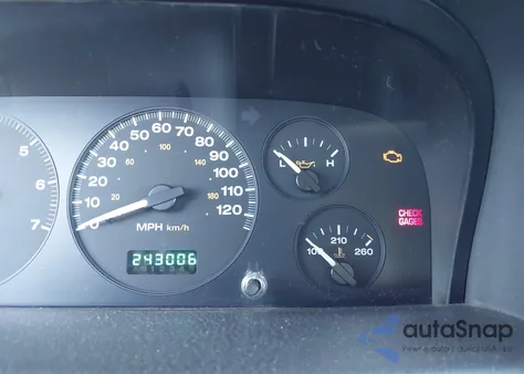 2002 Jeep Grand Cherokee Laredo from USA, damaged, VIN 1J4GW48S52C180999